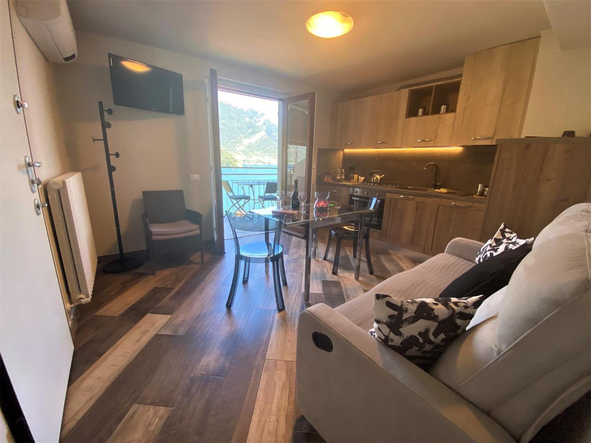 レッツェノIl Bellavistaアパートメント 部屋 写真